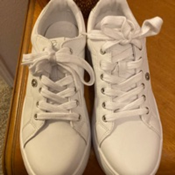 G By Guess Sneakers 
Size 8 - Picture 4 of 10